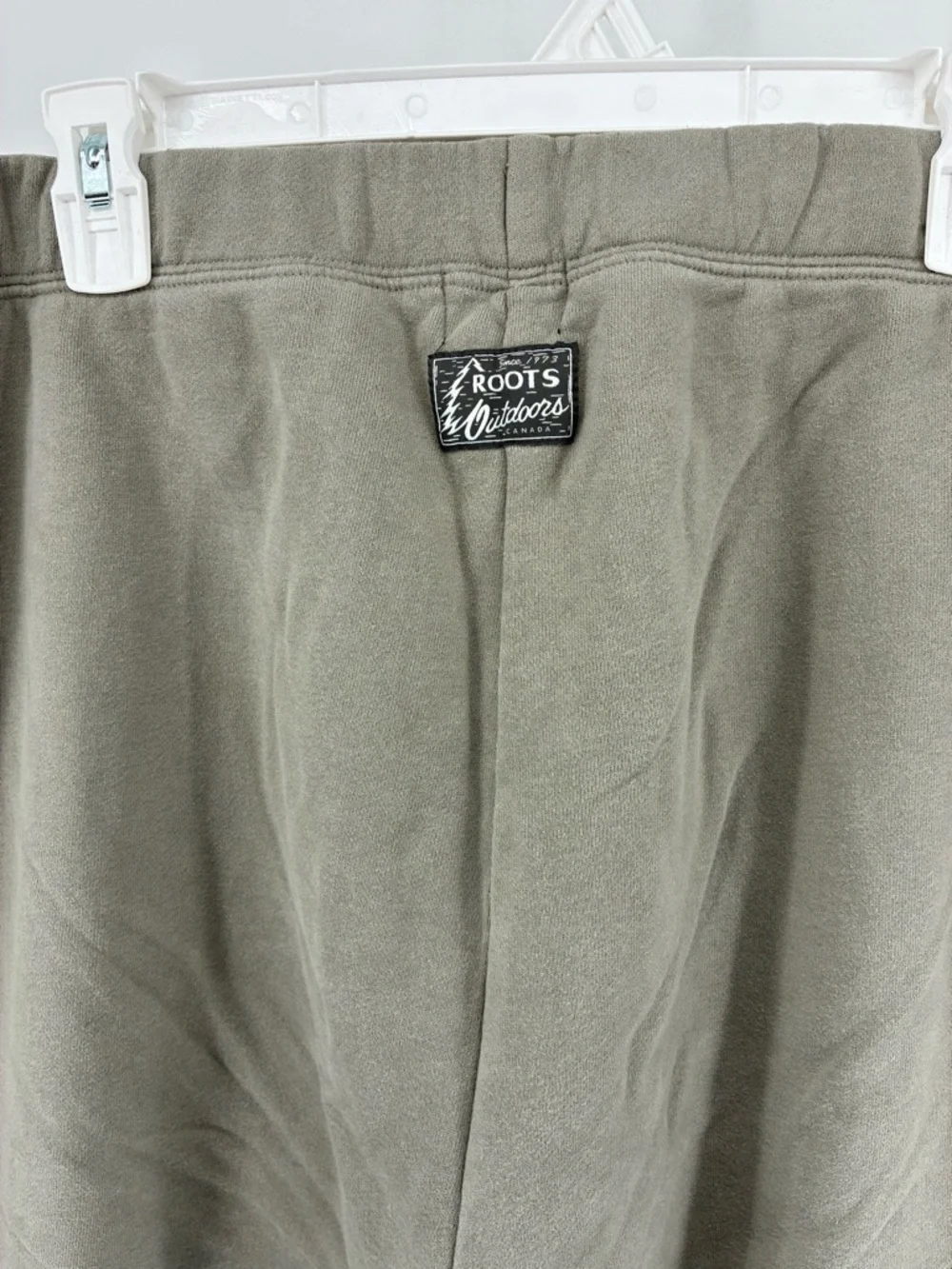 Roots Men's Cargo Sweatpants in Olive - Picture 5 of 11